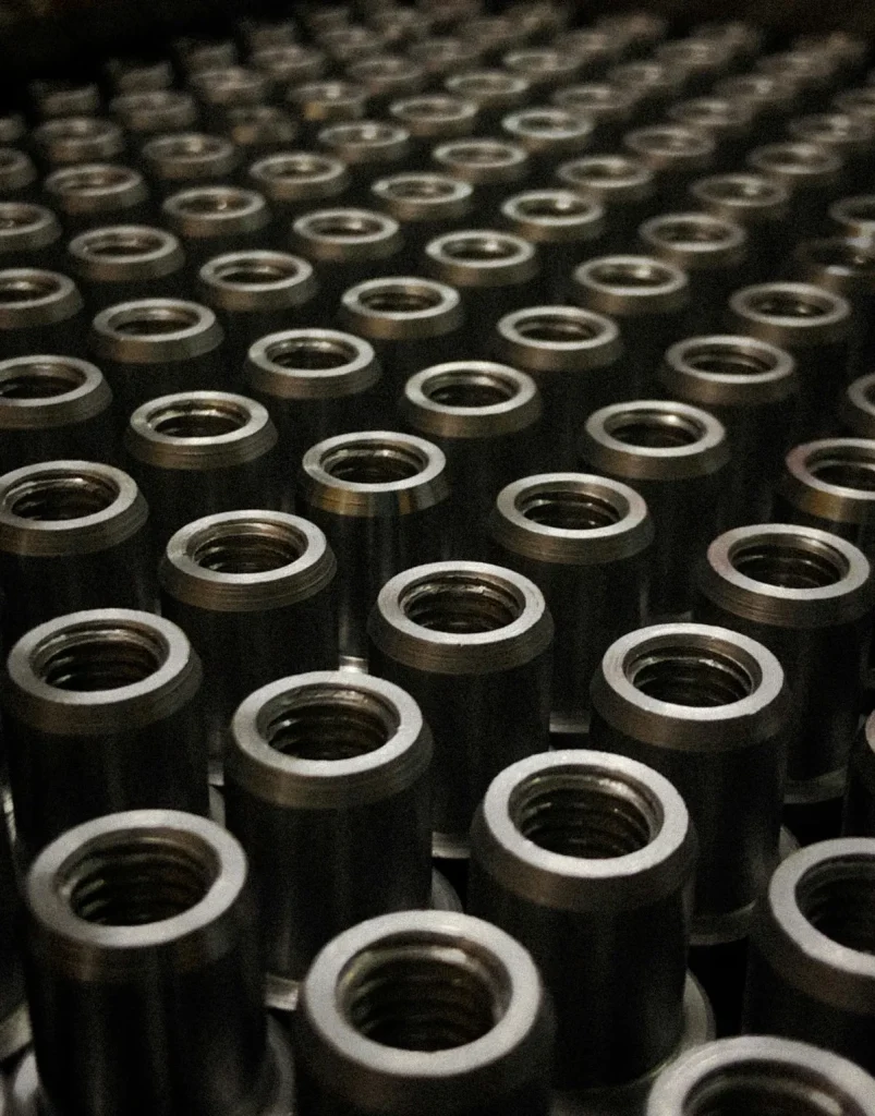 Housings & flanges